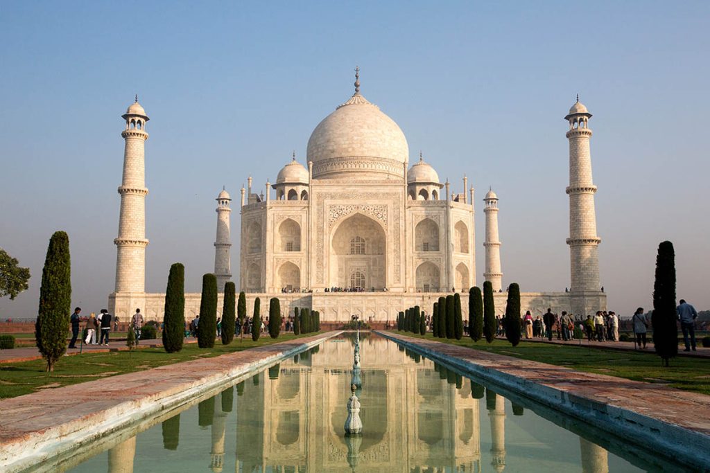The Seven Wonders of the World the taj mahal architectural digest
